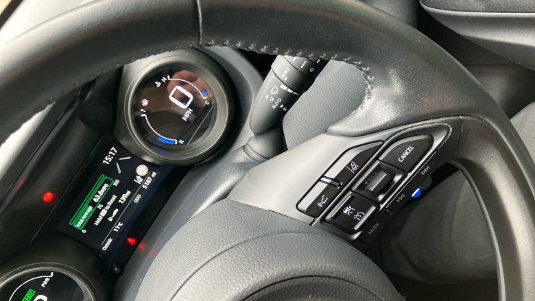 Toyota Yaris 1.5 Hybrid Design 5dr CVT Hybrid Hatchback